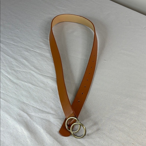 Pseudio Double O Belt Peg And Hole Tan Faux Leather Belt with Brass Buckle OS - Picture 2 of 10